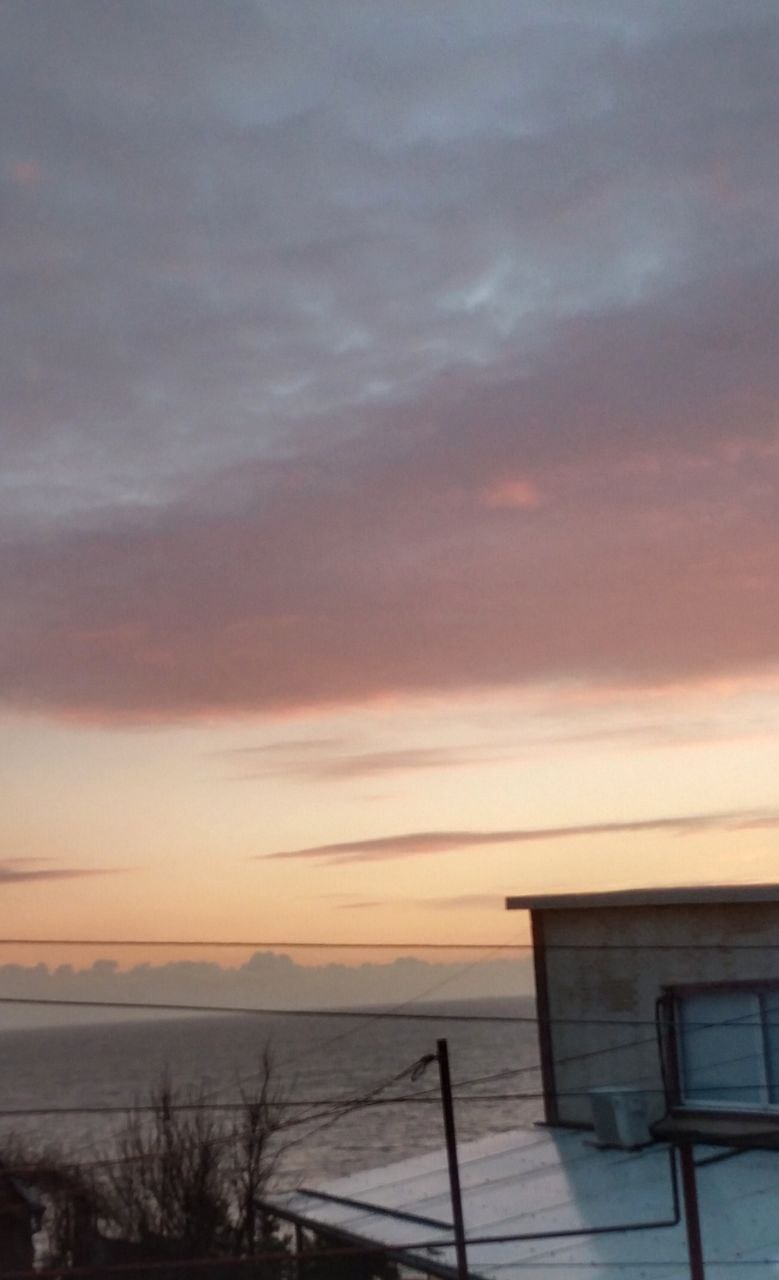 Закат и вид на воду